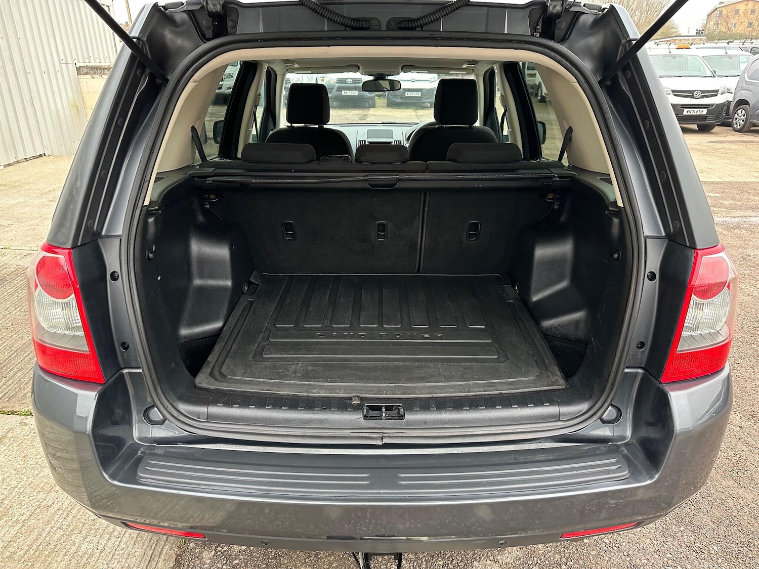 Used Land Rover Freelander 2009 for sale - 77331871: Photo 42