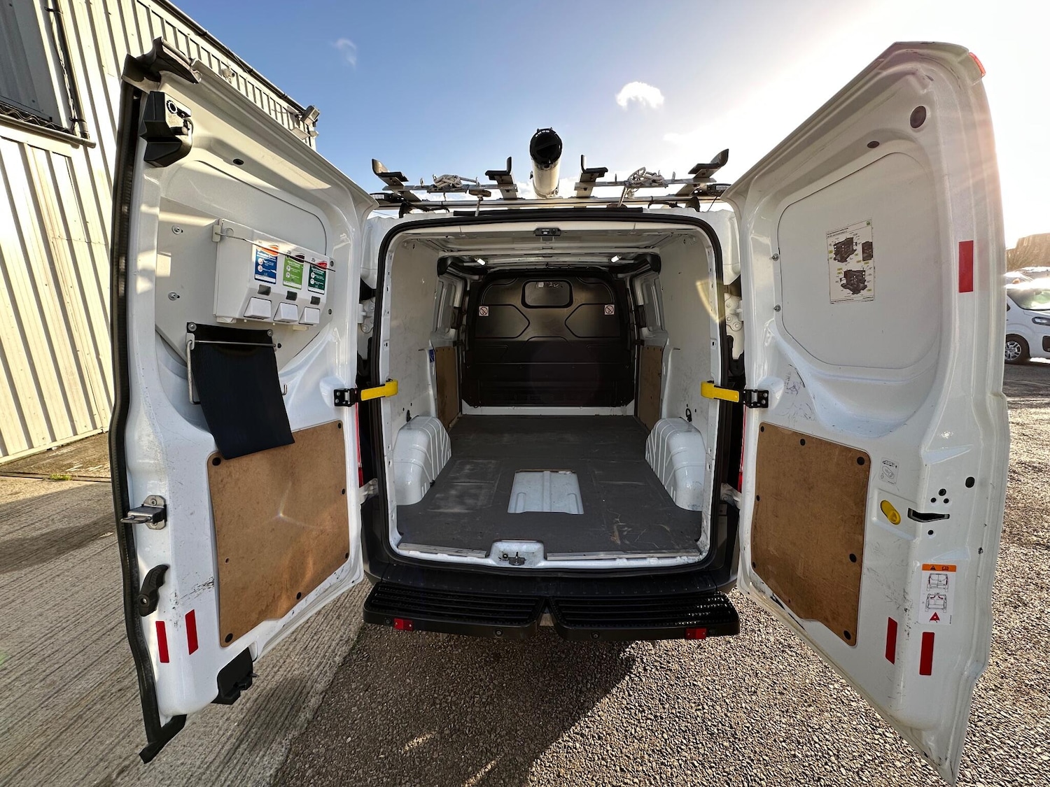 Used Ford Transit Custom 2017 for sale - 76899300: Photo 15