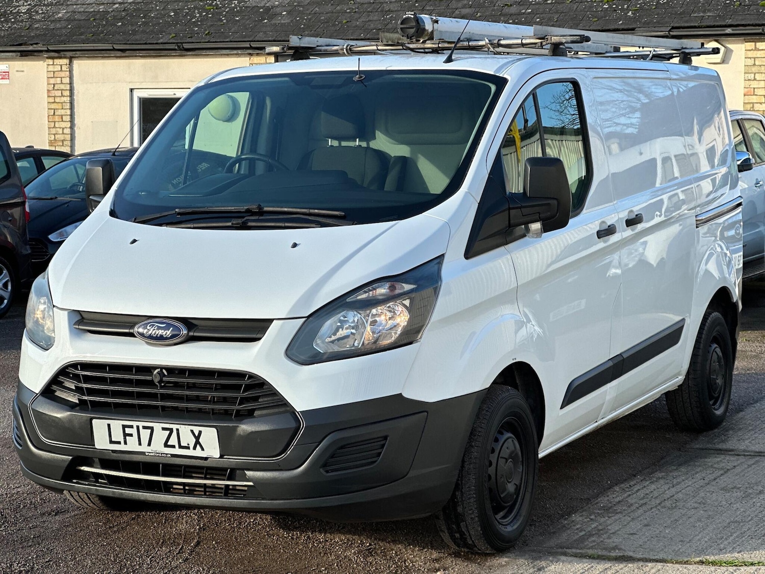 Used Ford Transit Custom 2017 for sale - 76899300: Photo 3