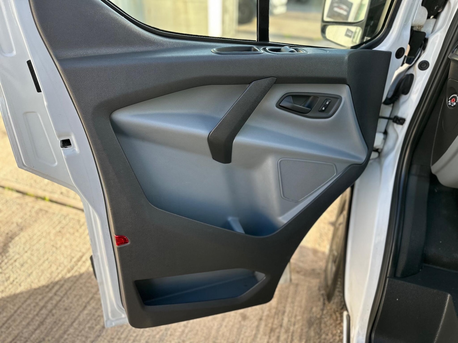 Used Ford Transit Custom 2017 for sale - 76899300: Photo 56