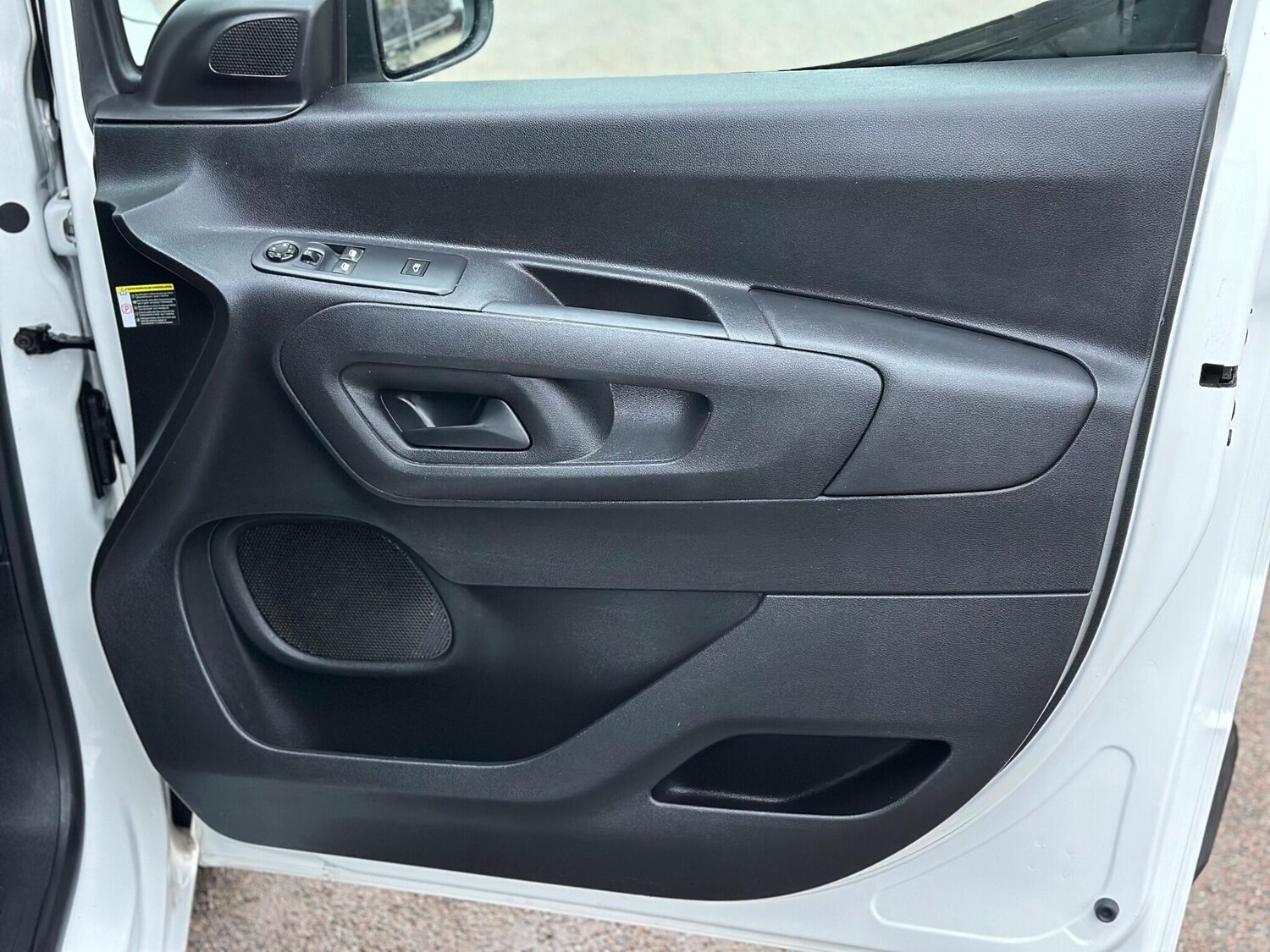 Used Citroen Berlingo 2020 for sale - 76771723: Photo 31