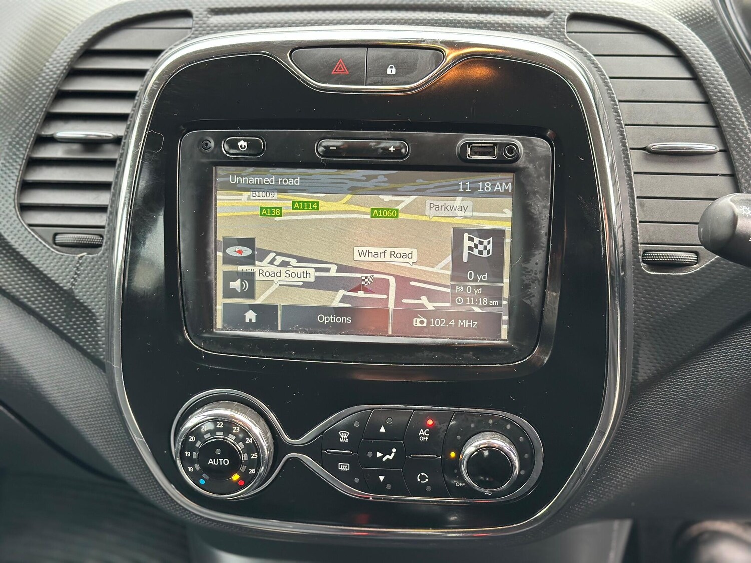 Used Renault Captur 2015 for sale - 77396607: Photo 11