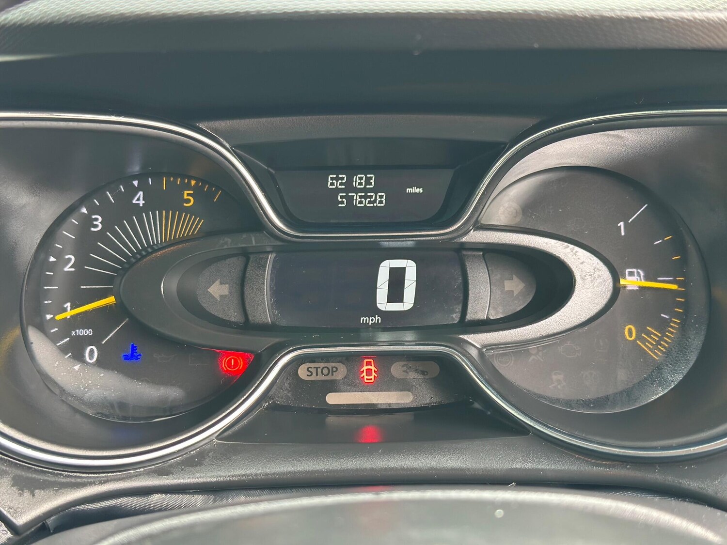 Used Renault Captur 2015 for sale - 77396607: Photo 28