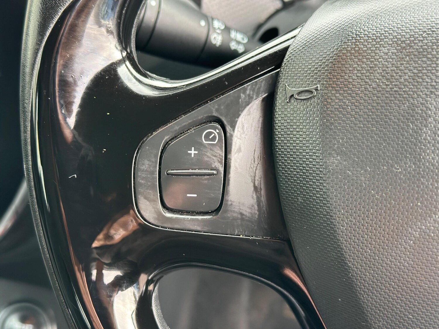 Used Renault Captur 2015 for sale - 77396607: Photo 29