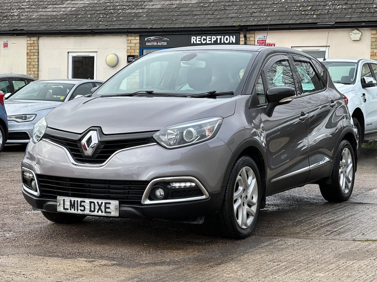Used Renault Captur 2015 for sale - 77396607: Photo 3