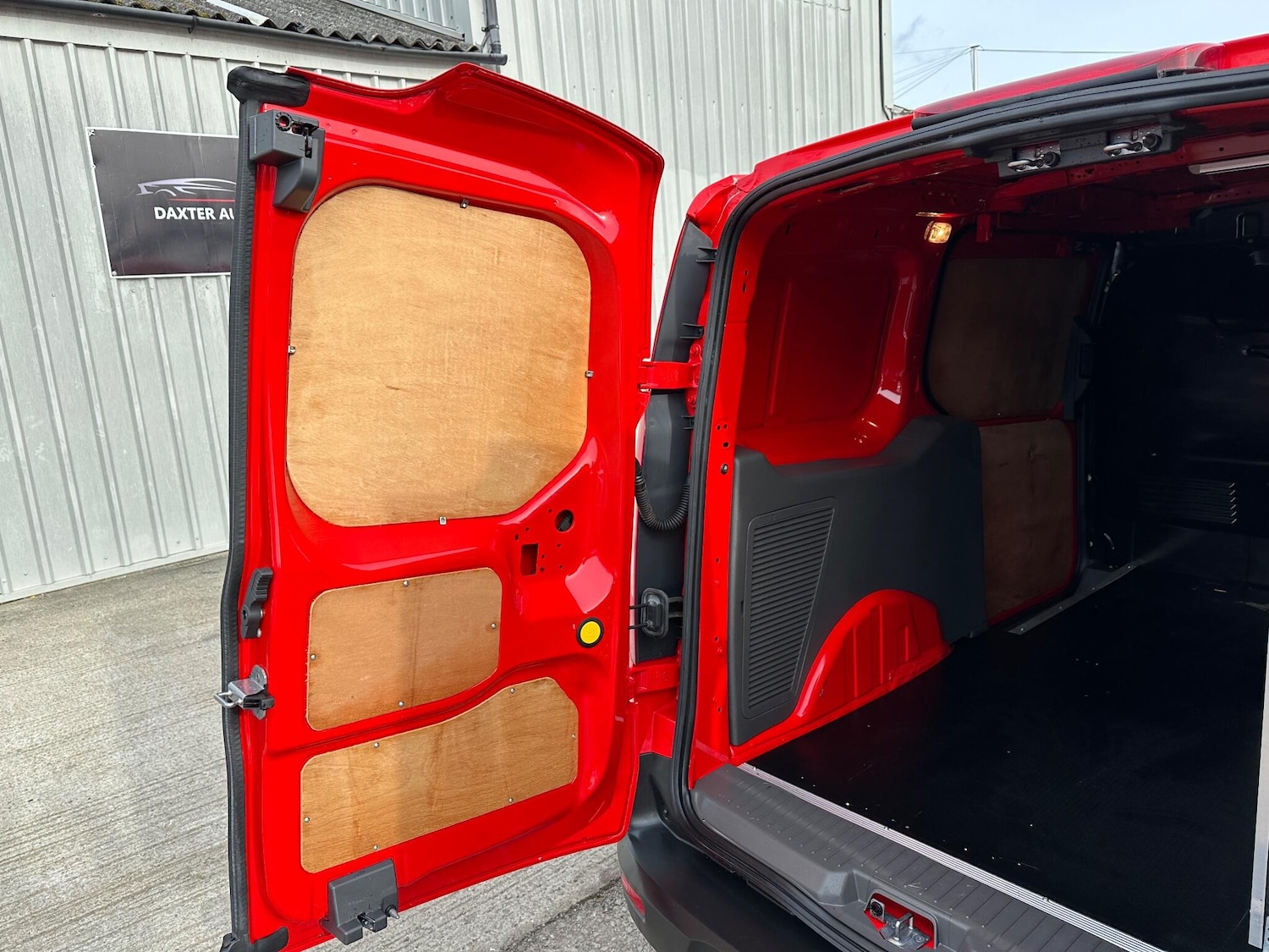 Used Ford Transit Connect 2019 for sale - 77612385: Photo 42