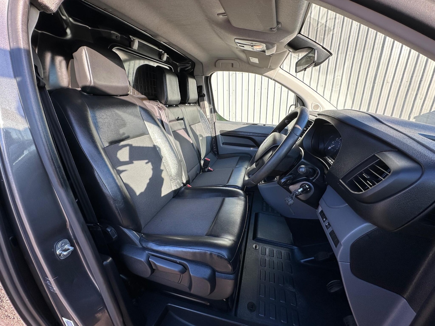 Used Citroen Dispatch 2018 for sale - 76989170: Photo 11