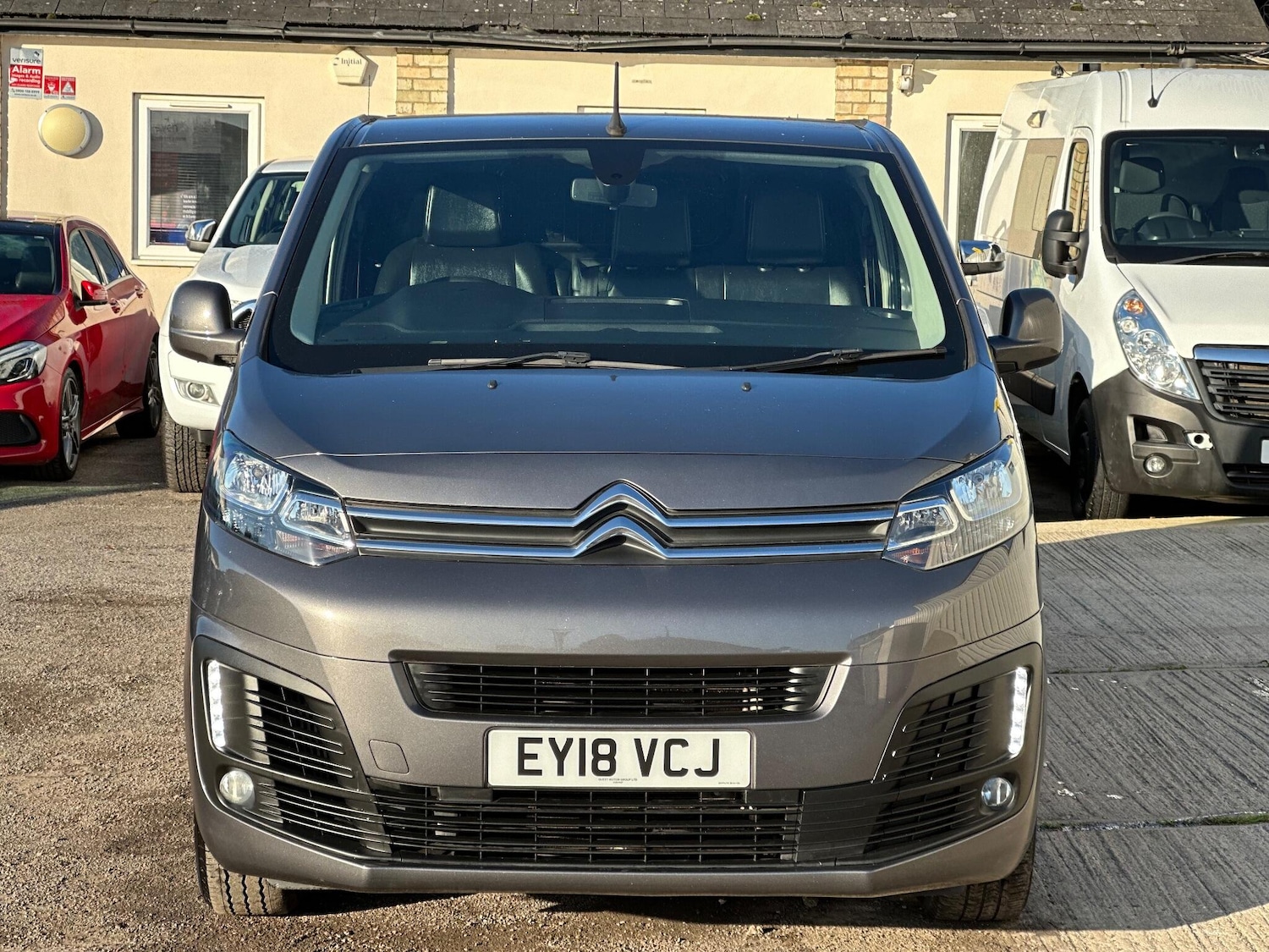 Used Citroen Dispatch 2018 for sale - 76989170: Photo 19