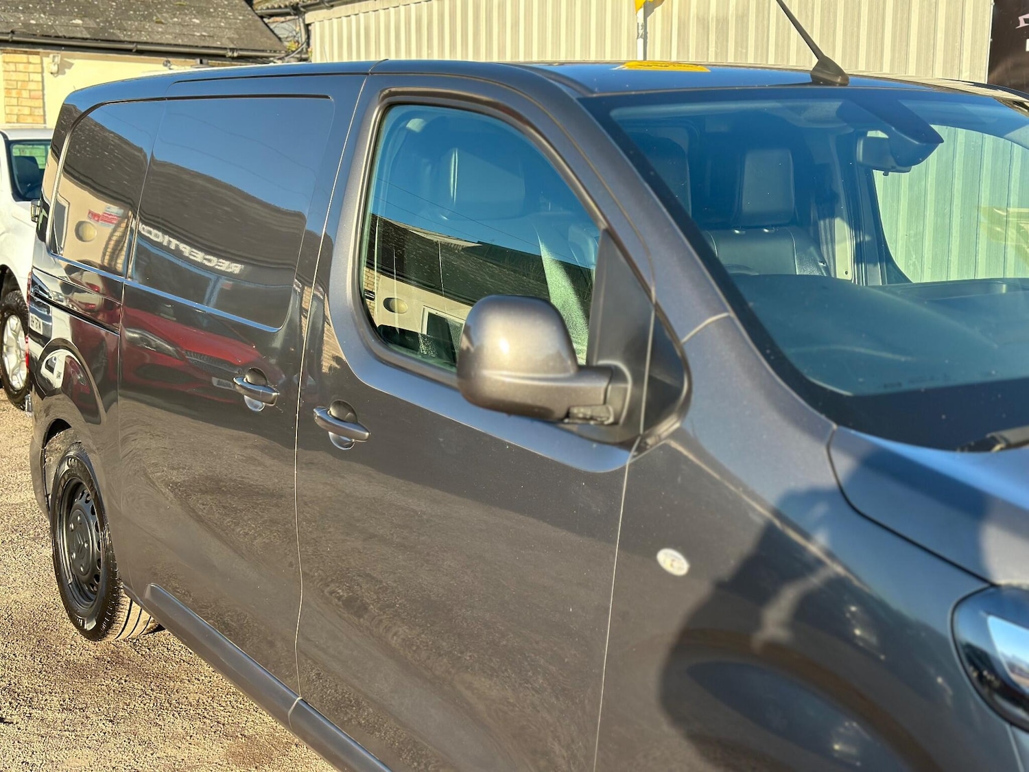 Used Citroen Dispatch 2018 for sale - 76989170: Photo 24