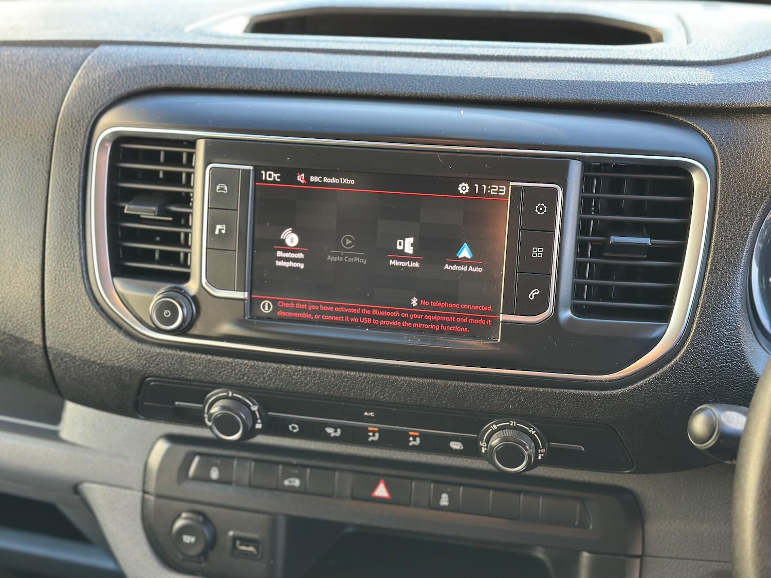 Used Citroen Dispatch 2018 for sale - 76989170: Photo 38