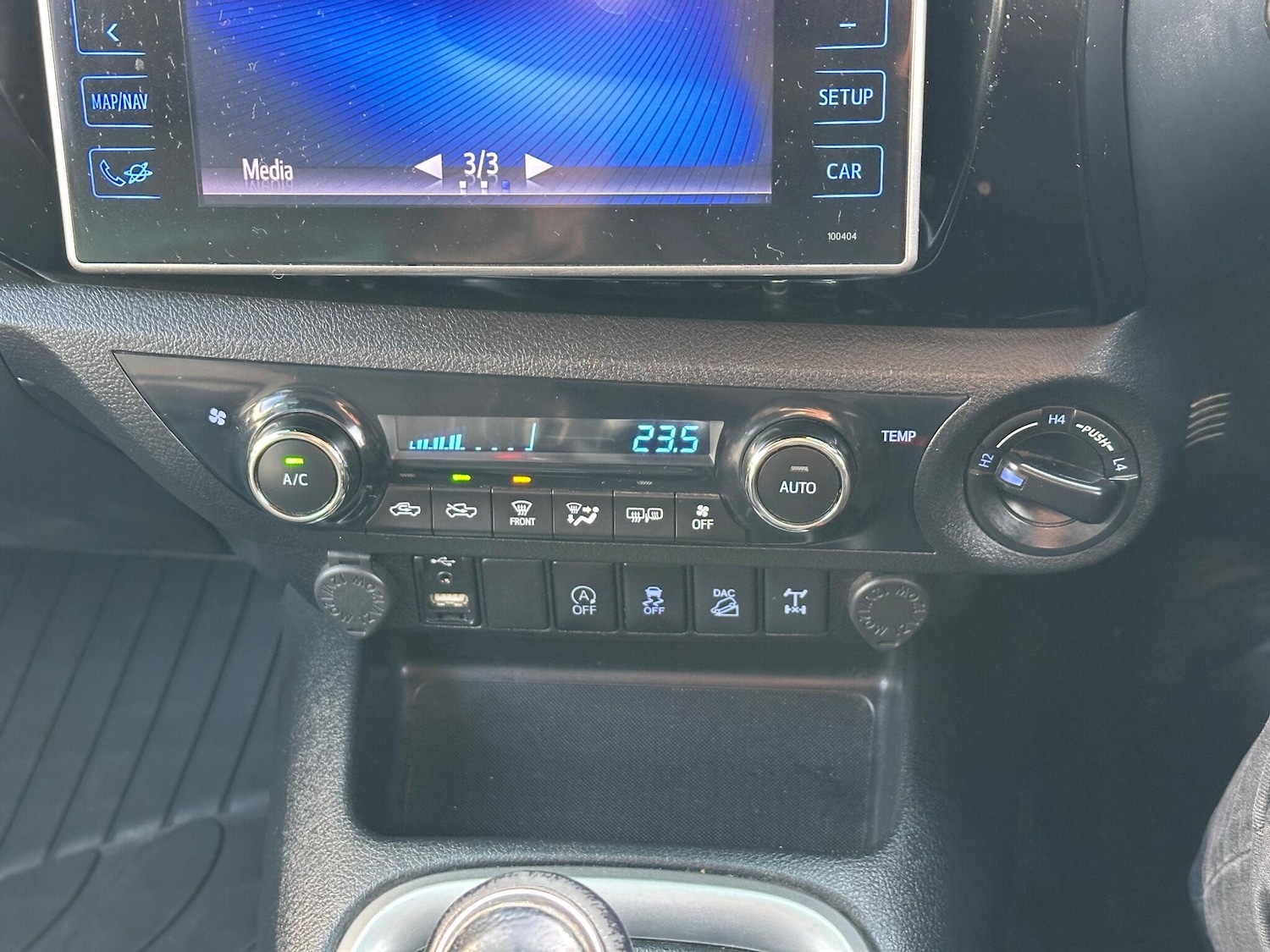 Used Toyota Hilux 2019 for sale - 77396022: Photo 23