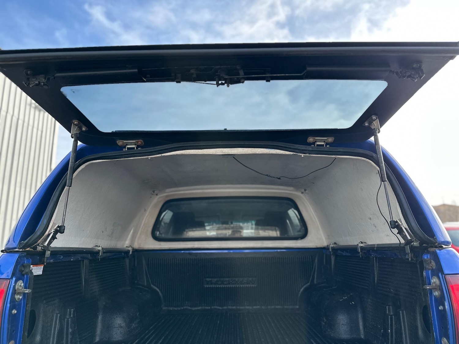 Used Toyota Hilux 2019 for sale - 77396022: Photo 51