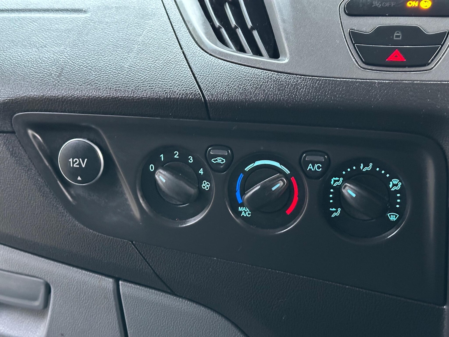 Used Ford Transit Custom 2018 for sale - 76997271: Photo 14