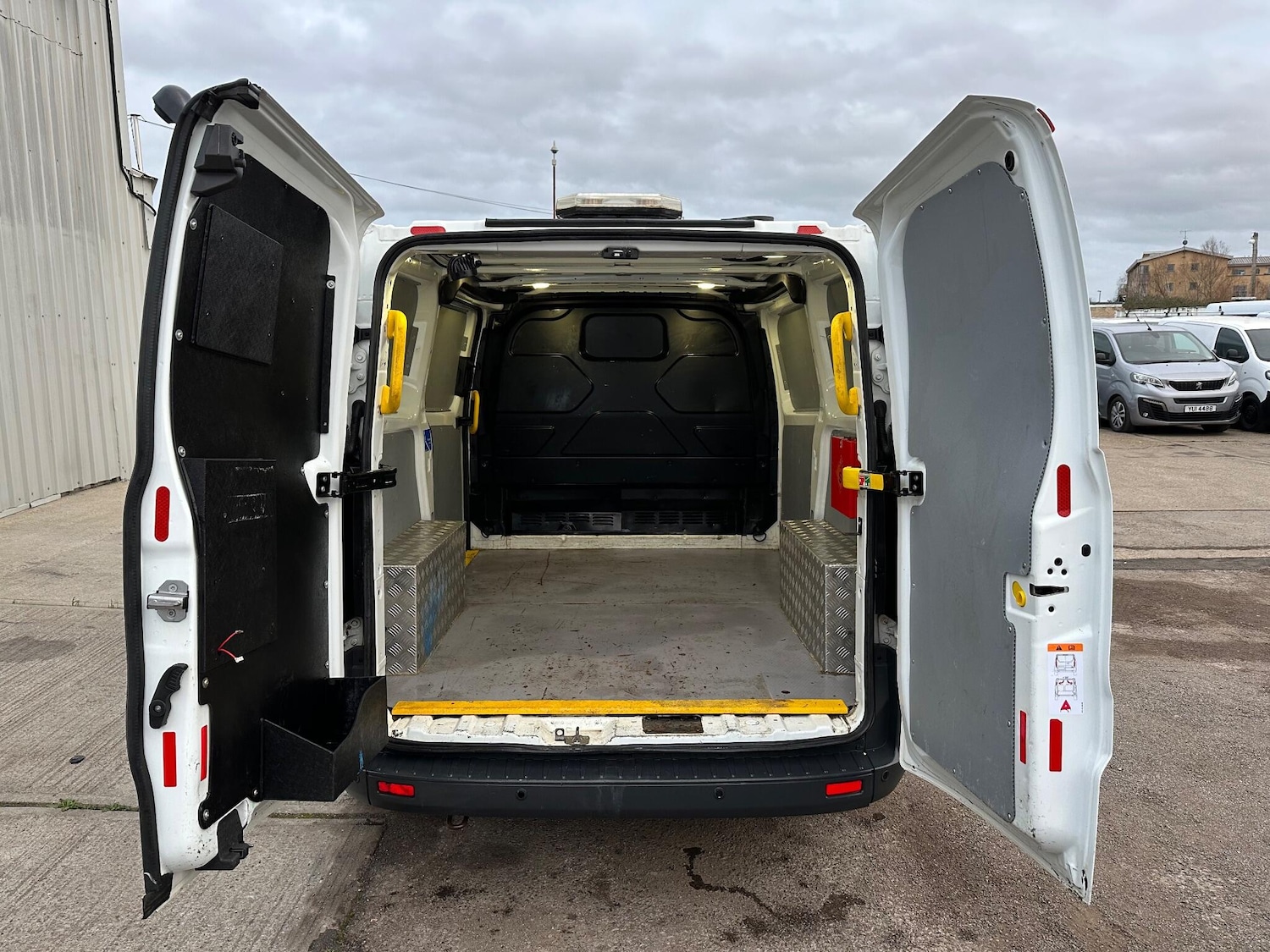 Used Ford Transit Custom 2018 for sale - 76997271: Photo 20