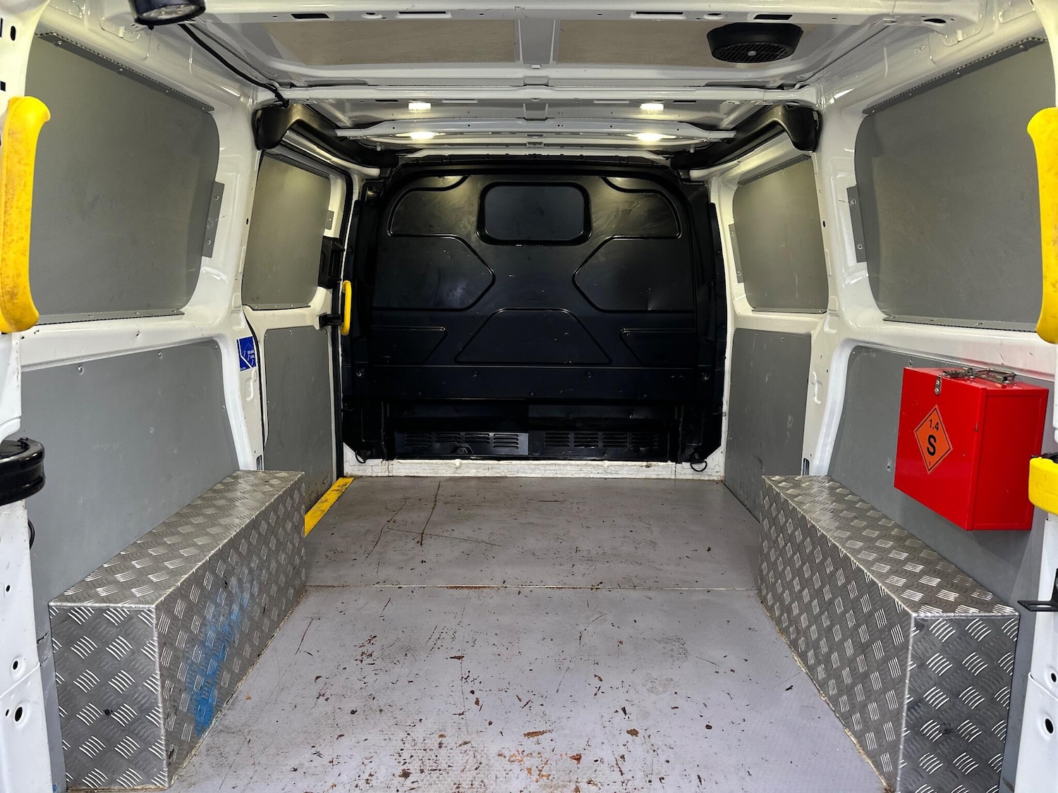 Used Ford Transit Custom 2018 for sale - 76997271: Photo 21