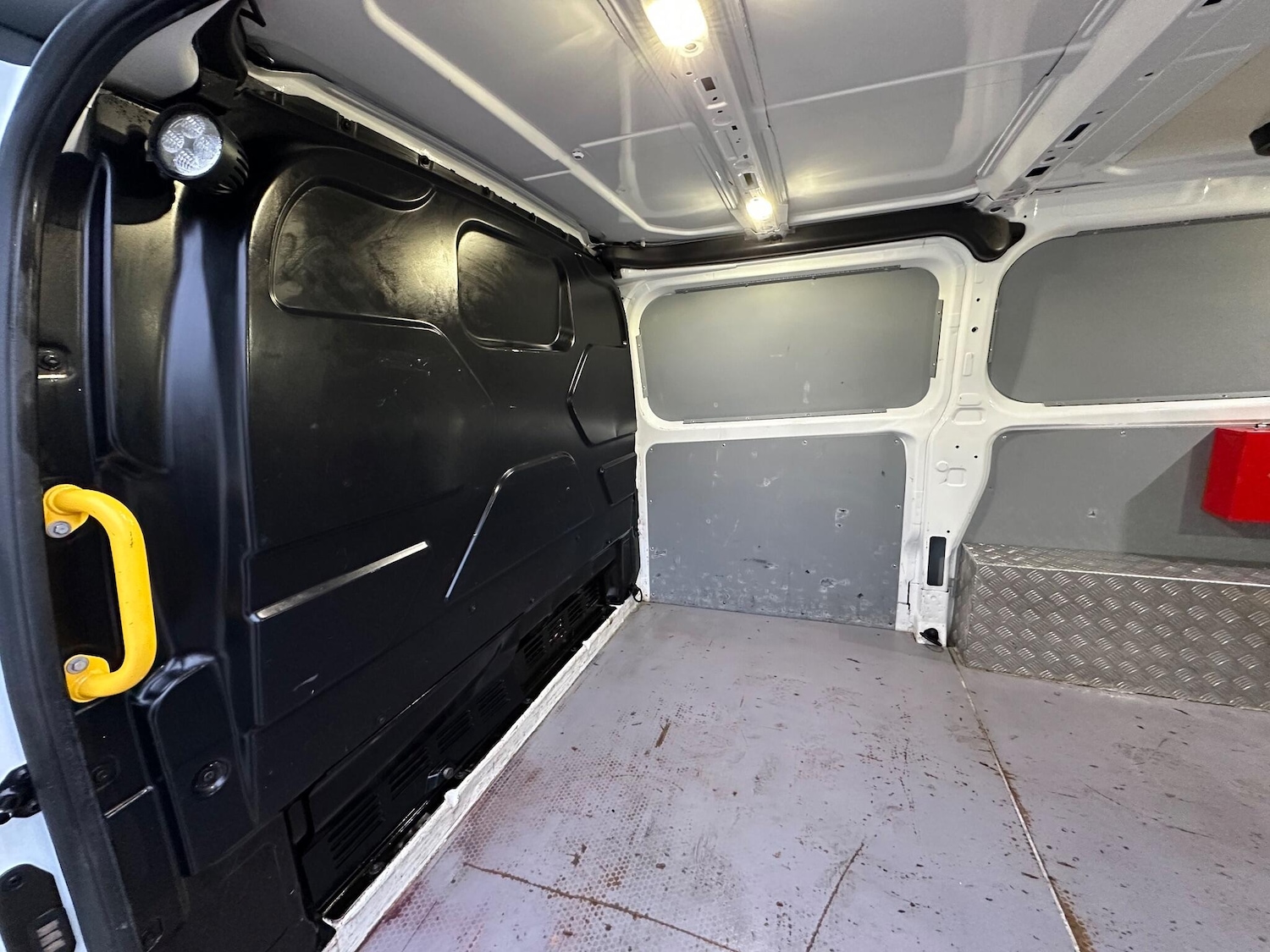 Used Ford Transit Custom 2018 for sale - 76997271: Photo 51