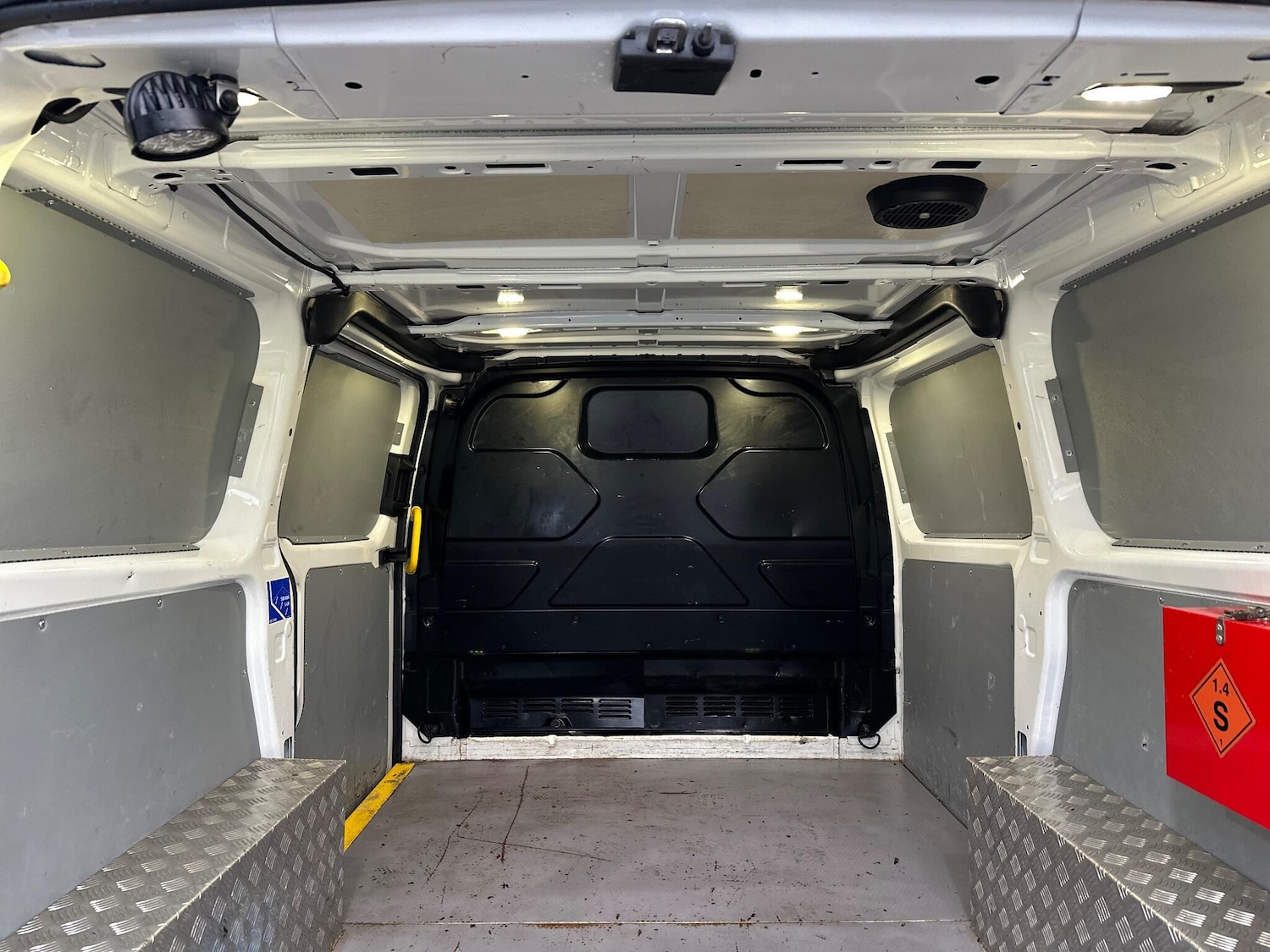 Used Ford Transit Custom 2018 for sale - 76997271: Photo 56