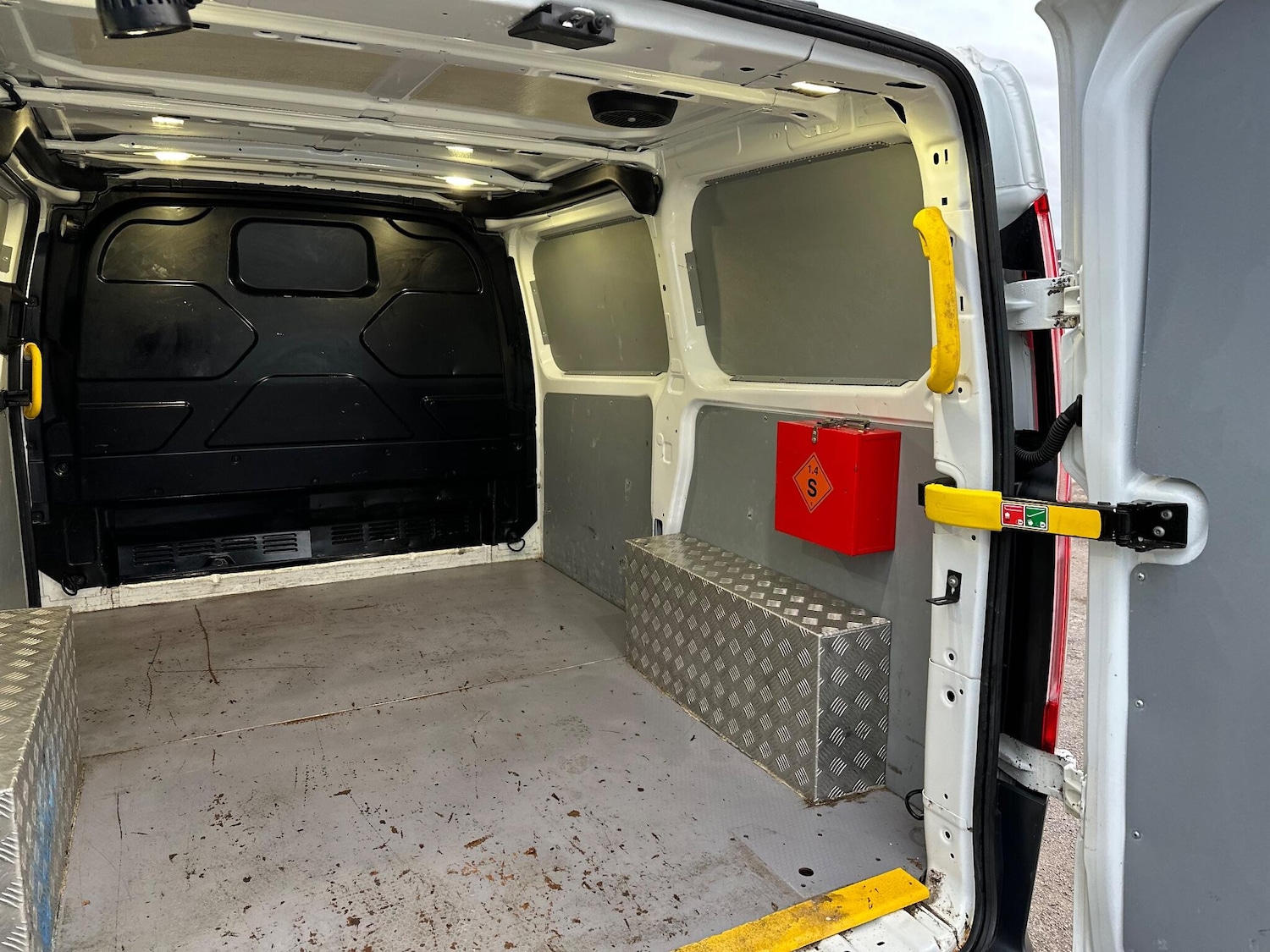 Used Ford Transit Custom 2018 for sale - 76997271: Photo 58