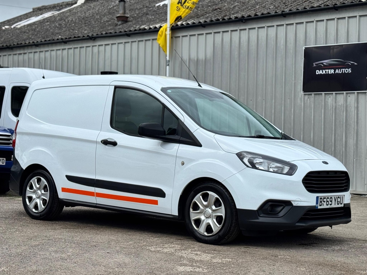 Used Ford Transit Courier 2019 for sale - 77696810: Photo 1