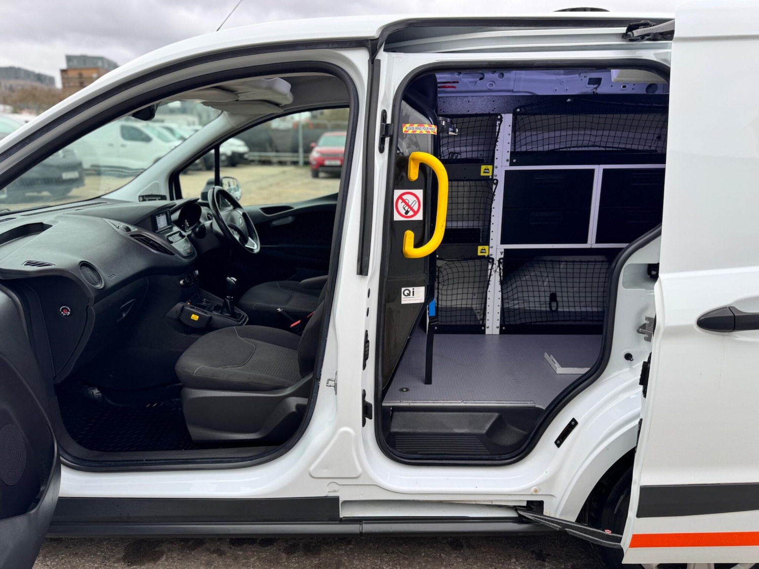 Used Ford Transit Courier 2019 for sale - 77696810: Photo 45