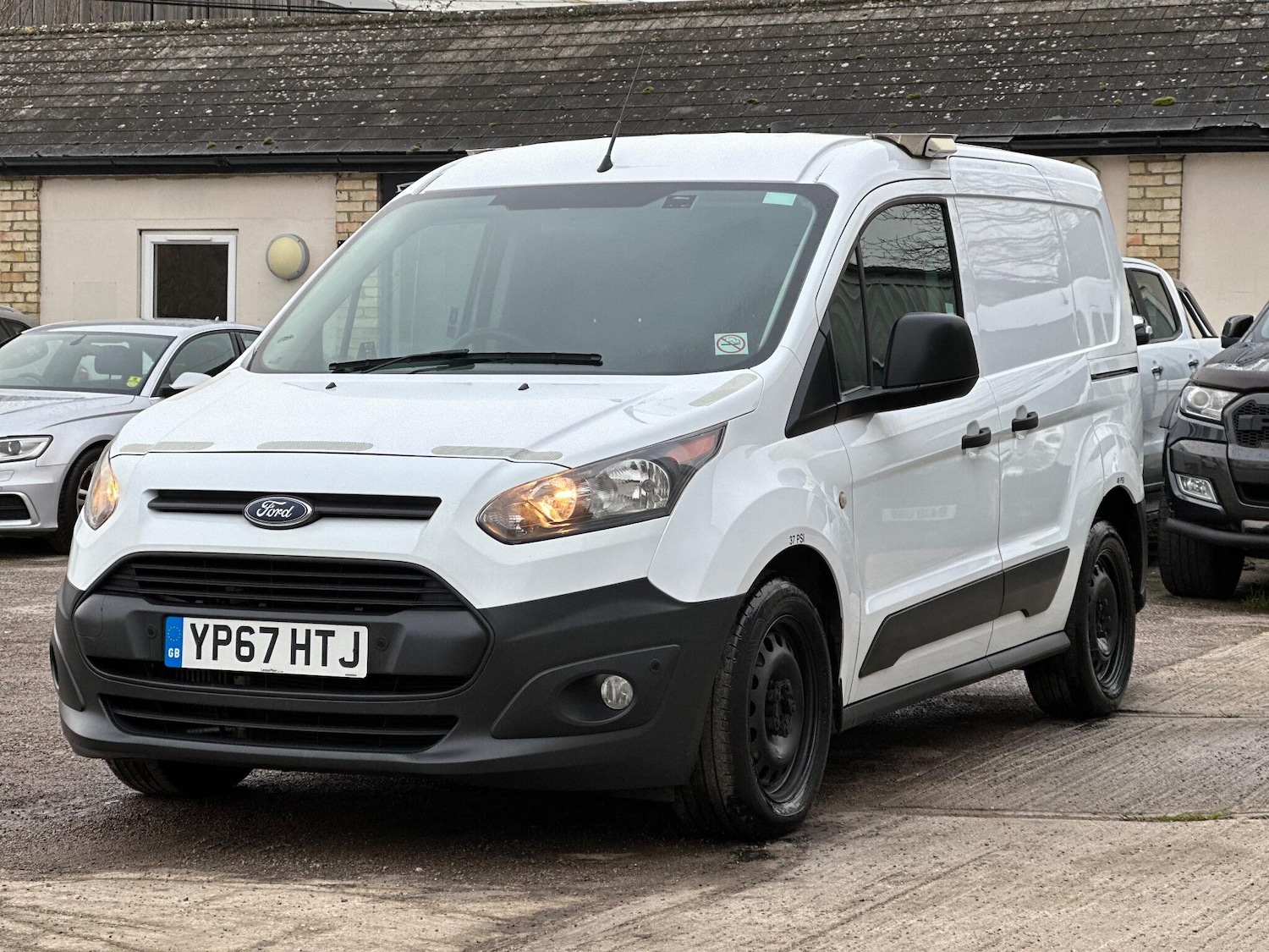 Used Ford Transit Connect 2017 for sale - 77331507: Photo 3