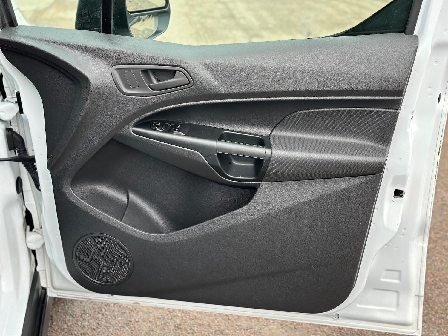 Used Ford Transit Connect 2017 for sale - 77331507: Photo 32