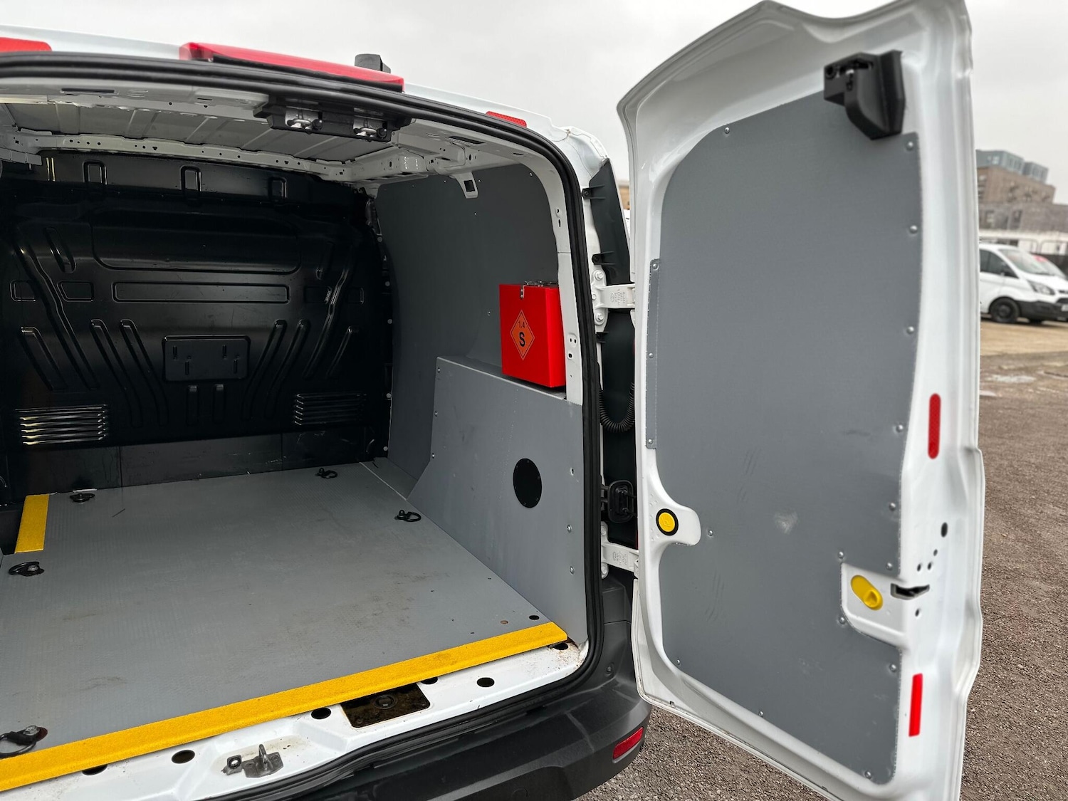 Used Ford Transit Connect 2017 for sale - 77331507: Photo 40