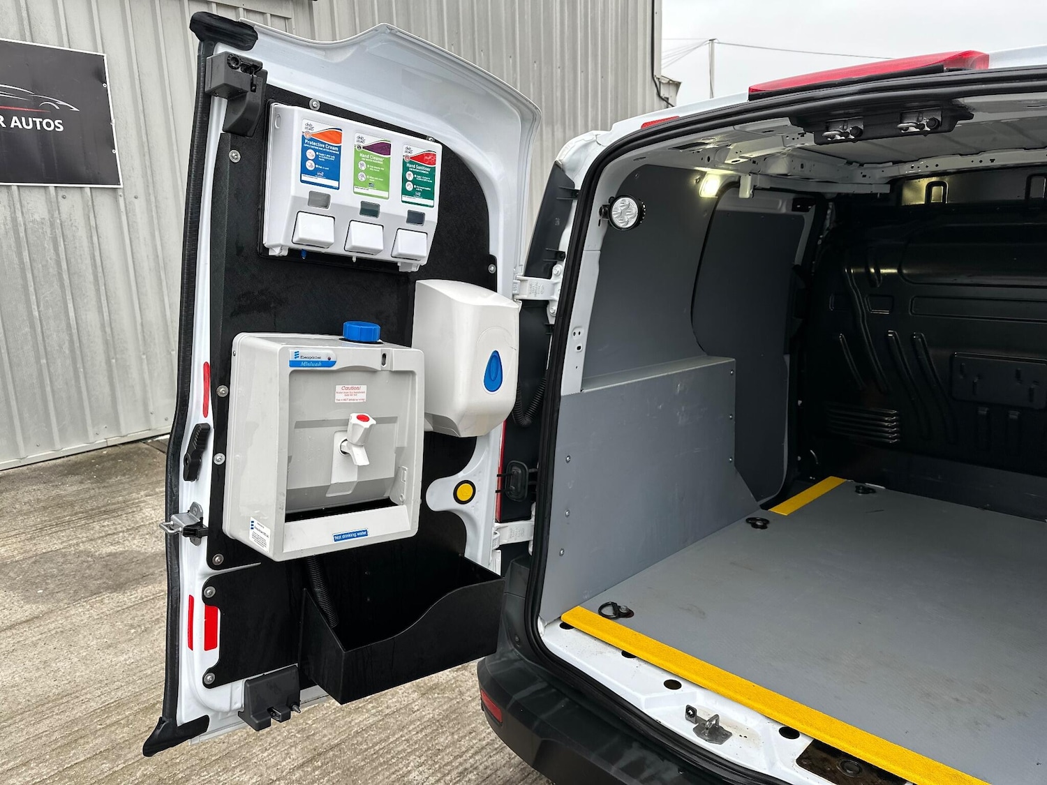 Used Ford Transit Connect 2017 for sale - 77331507: Photo 43