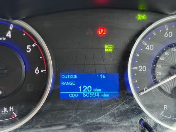 Used Toyota Hilux 2019 for sale - 76283304: Photo 11
