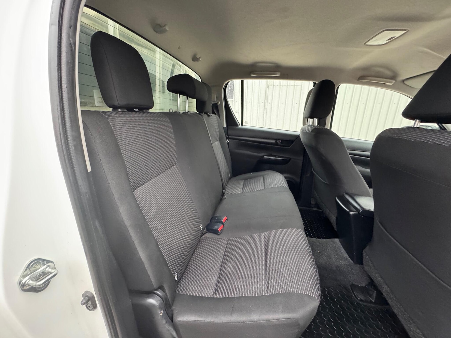 Used Toyota Hilux 2019 for sale - 76283304: Photo 13