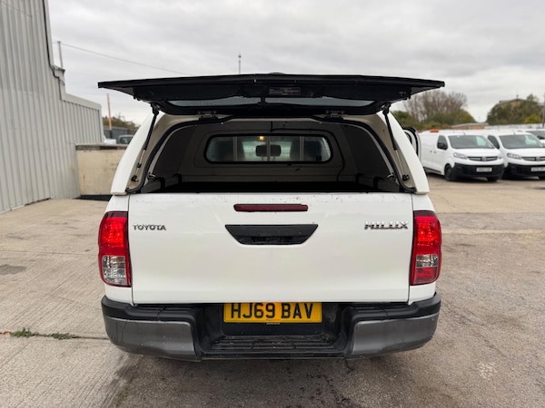 Used Toyota Hilux 2019 for sale - 76283304: Photo 15