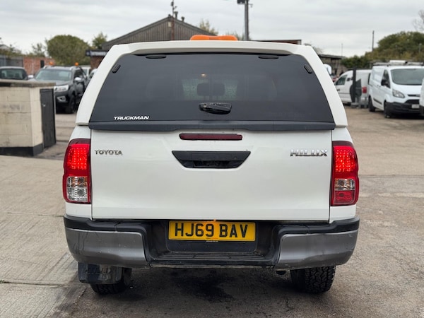 Used Toyota Hilux 2019 for sale - 76283304: Photo 21