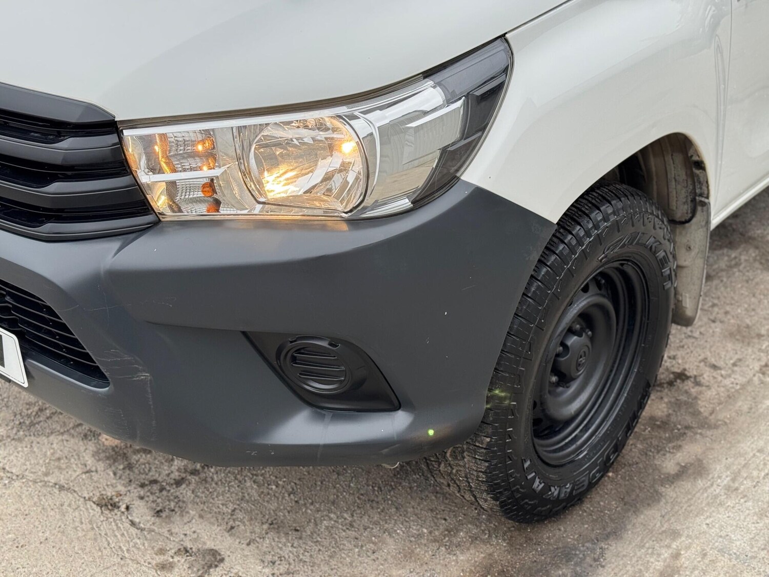 Used Toyota Hilux 2019 for sale - 76283304: Photo 26