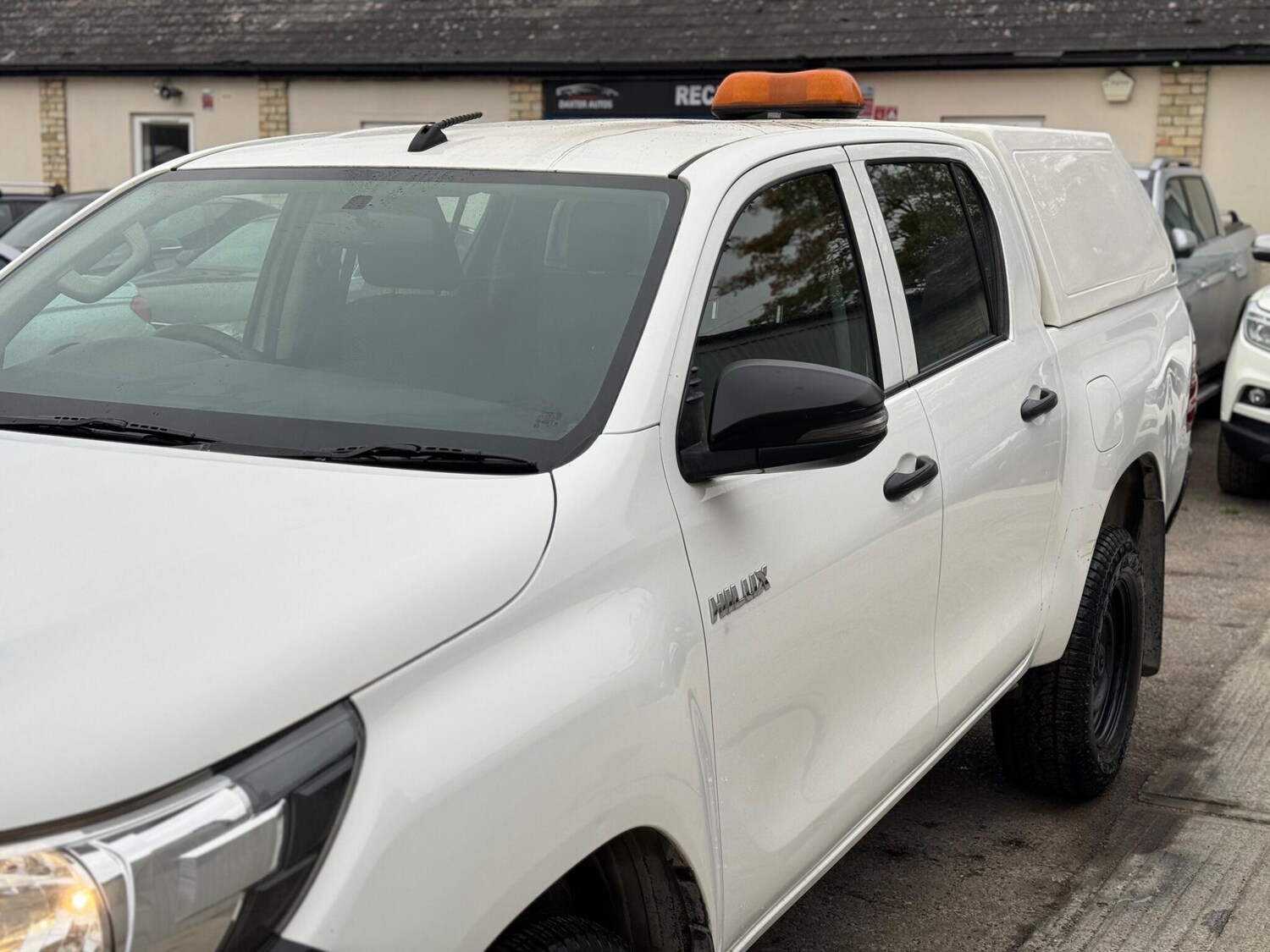 Used Toyota Hilux 2019 for sale - 76283304: Photo 27