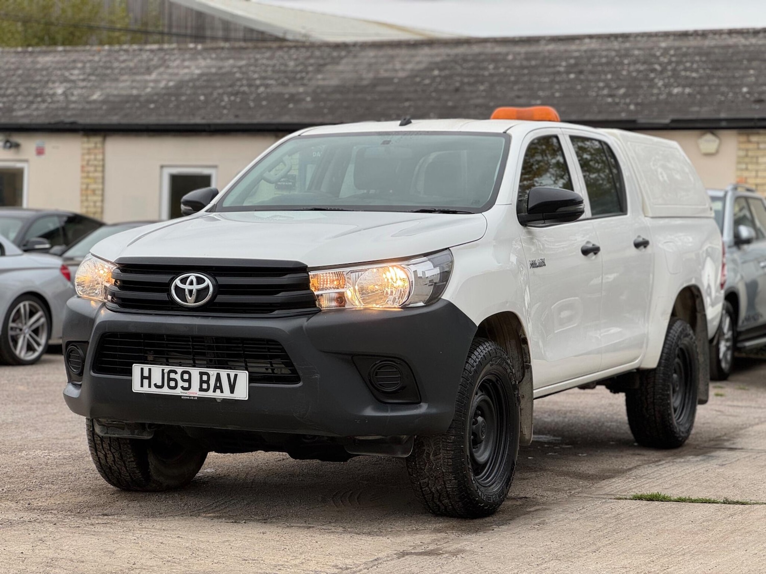 Used Toyota Hilux 2019 for sale - 76283304: Photo 3
