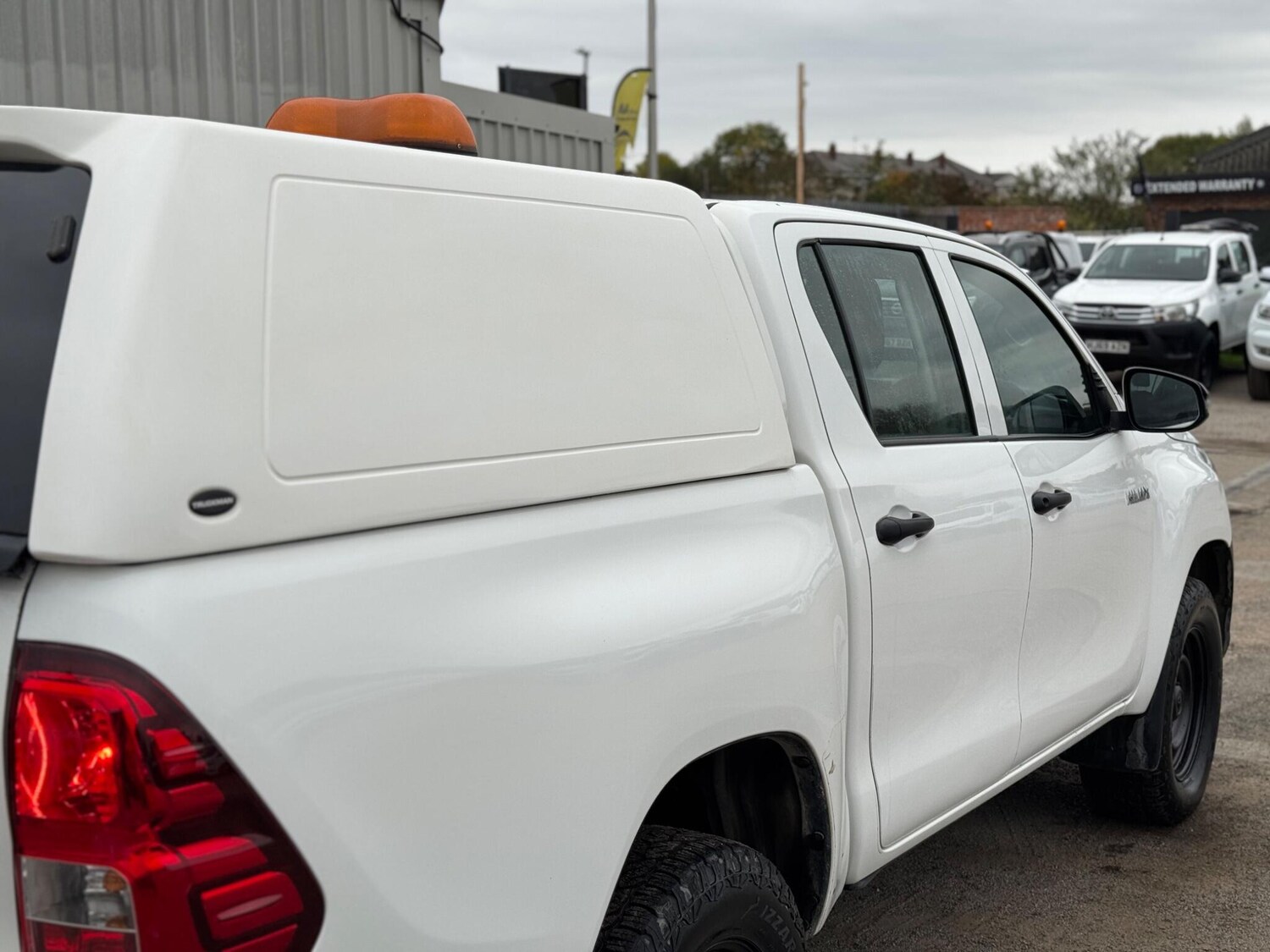 Used Toyota Hilux 2019 for sale - 76283304: Photo 31