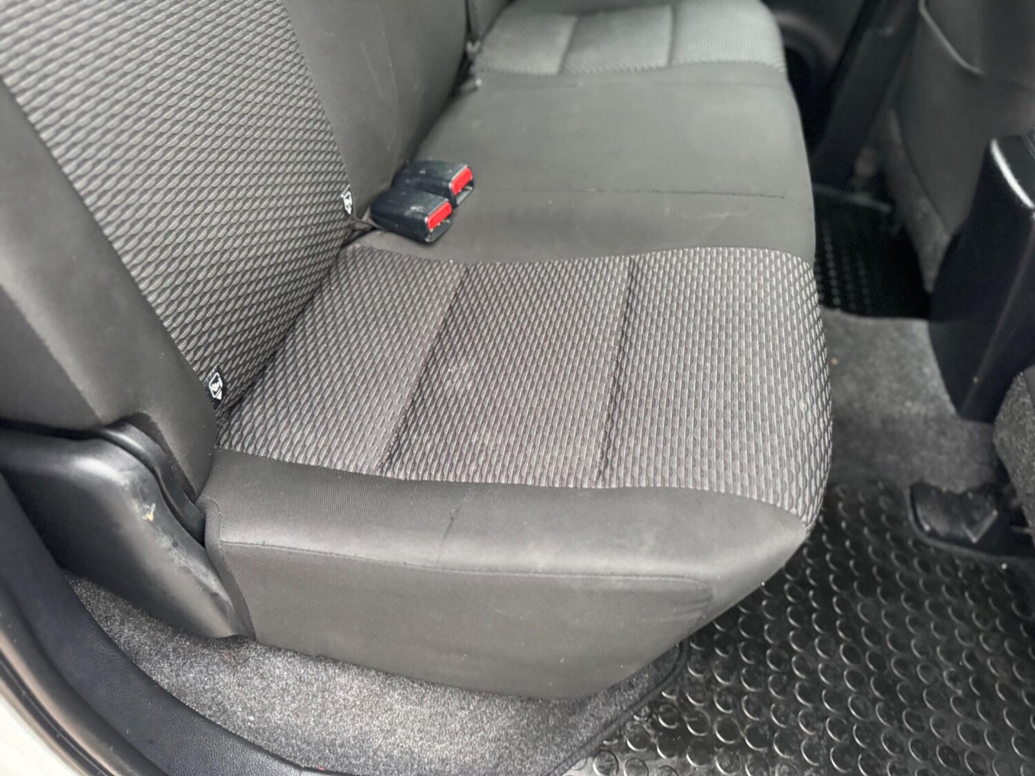 Used Toyota Hilux 2019 for sale - 76283304: Photo 44