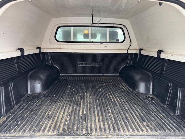 Used Toyota Hilux 2019 for sale - 76283304: Photo 51