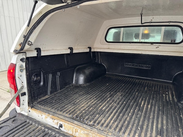 Used Toyota Hilux 2019 for sale - 76283304: Photo 52