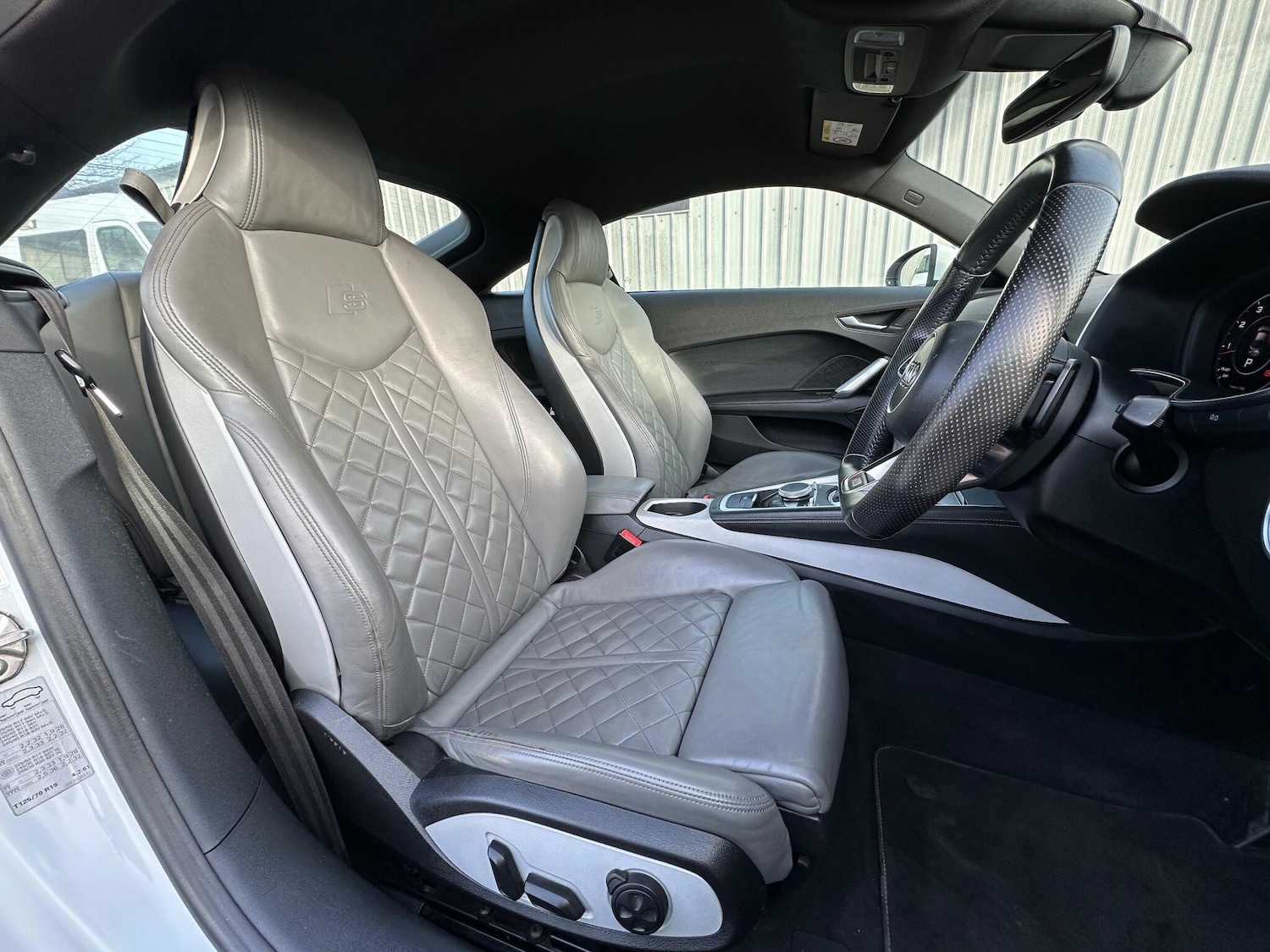 Used Audi TT 2014 for sale - 77351348: Photo 11