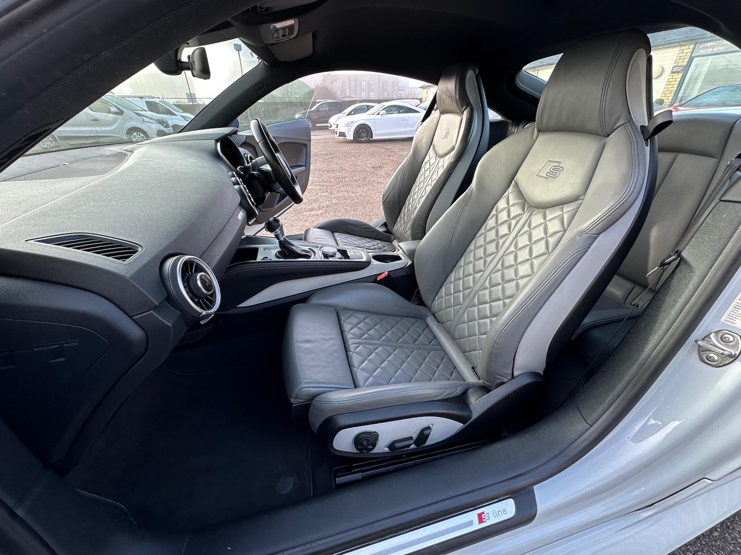 Used Audi TT 2014 for sale - 77351348: Photo 15