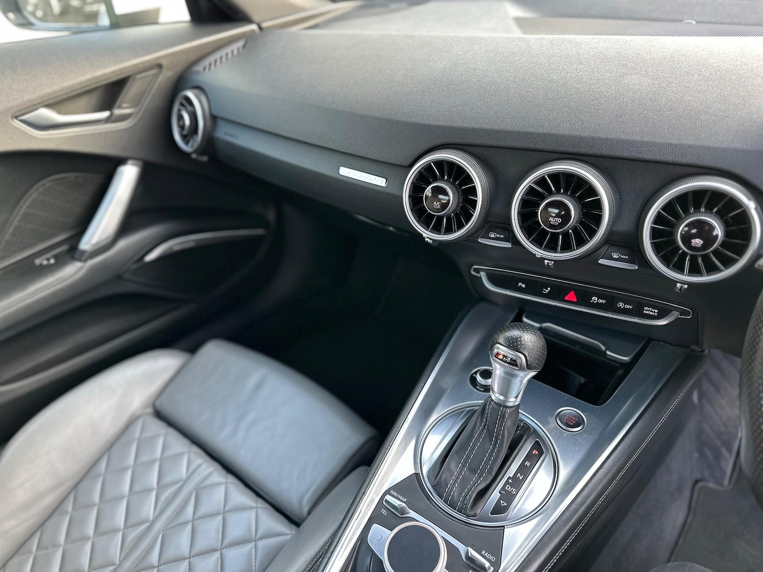 Used Audi TT 2014 for sale - 77351348: Photo 43