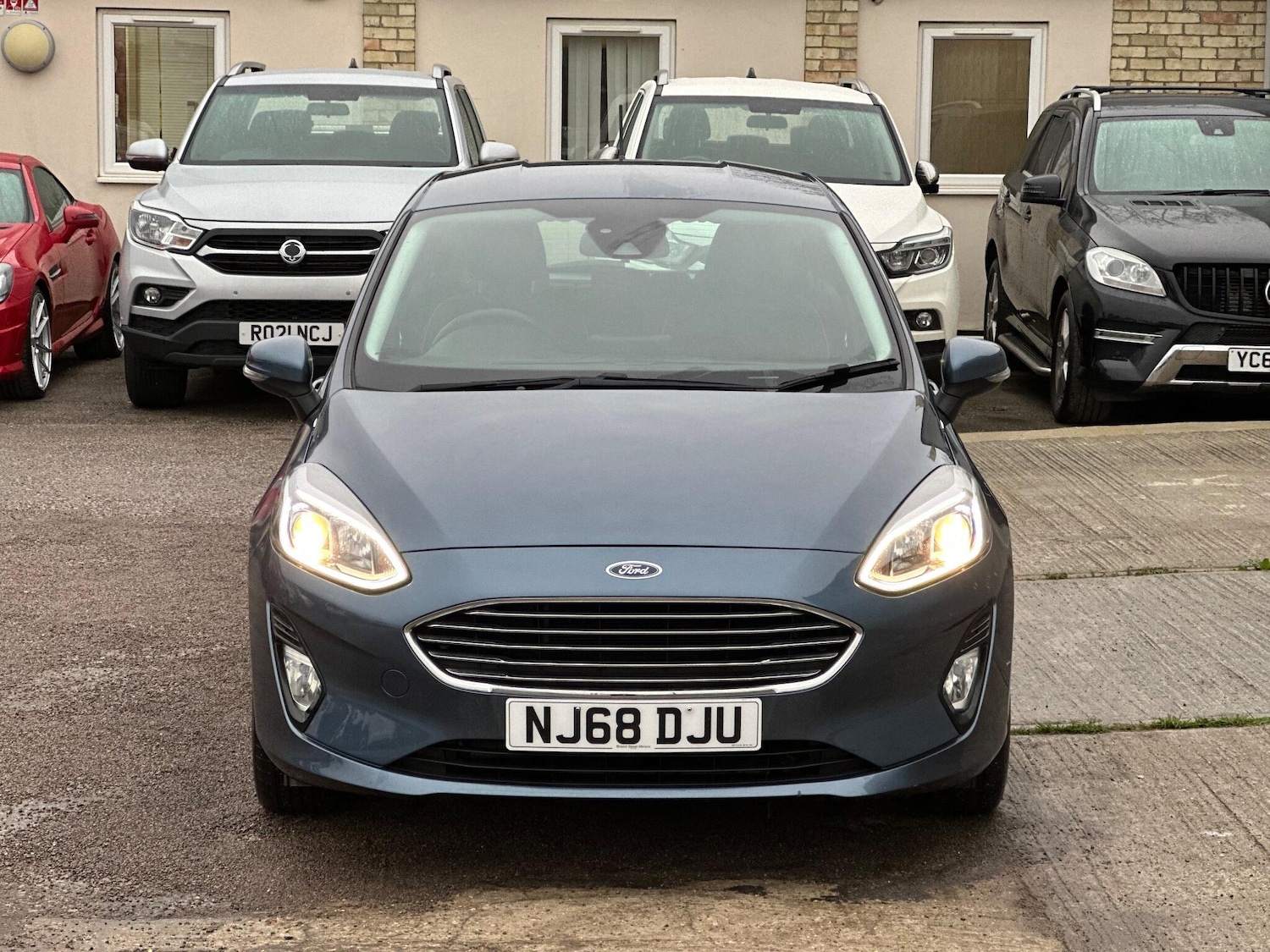 Used Ford Fiesta 2018 for sale - 76608000: Photo 17