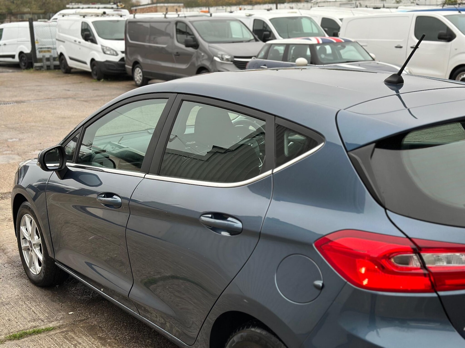 Used Ford Fiesta 2018 for sale - 76608000: Photo 26