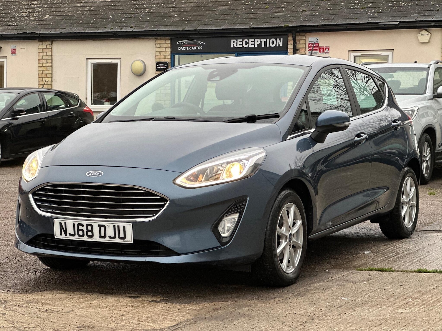 Used Ford Fiesta 2018 for sale - 76608000: Photo 3