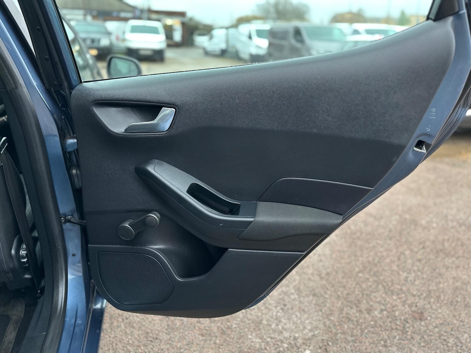 Used Ford Fiesta 2018 for sale - 76608000: Photo 46