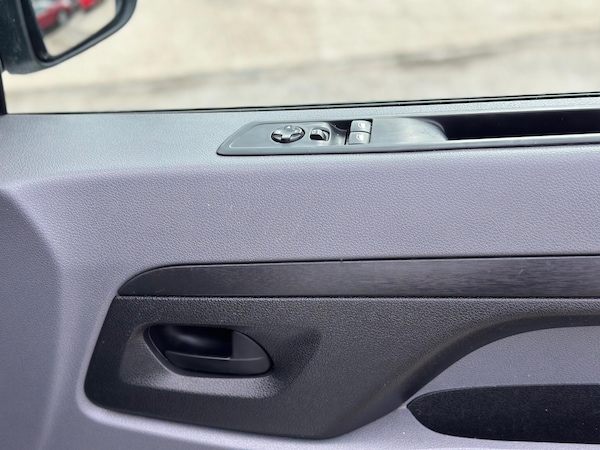 Used Vauxhall Vivaro 2019 for sale - 75990155: Photo 28