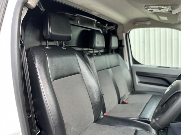 Used Vauxhall Vivaro 2019 for sale - 75990155: Photo 30