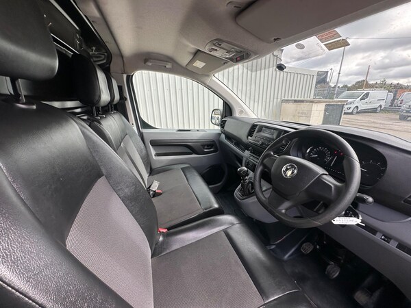 Used Vauxhall Vivaro 2019 for sale - 75990155: Photo 31