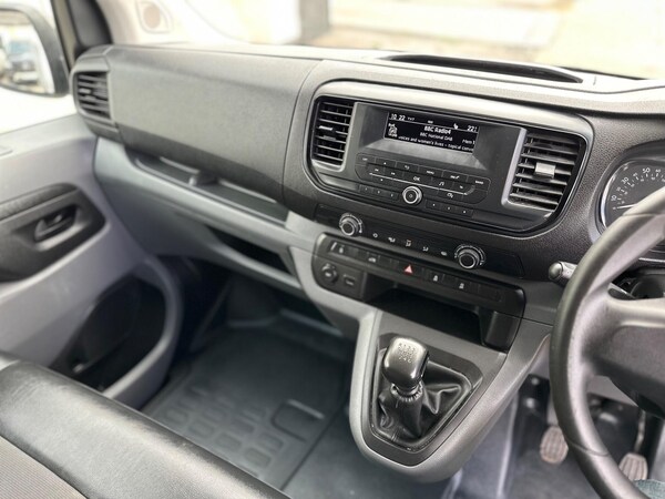 Used Vauxhall Vivaro 2019 for sale - 75990155: Photo 37